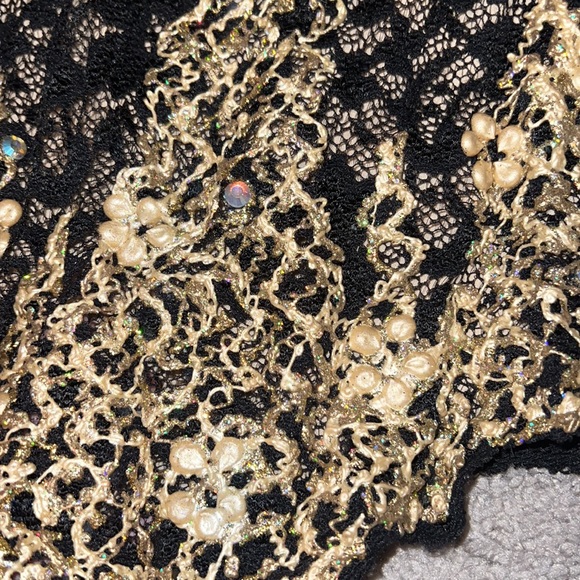 Dress black lace and gold - Picture 4 of 4